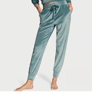 Victoria secret velour lounge pants